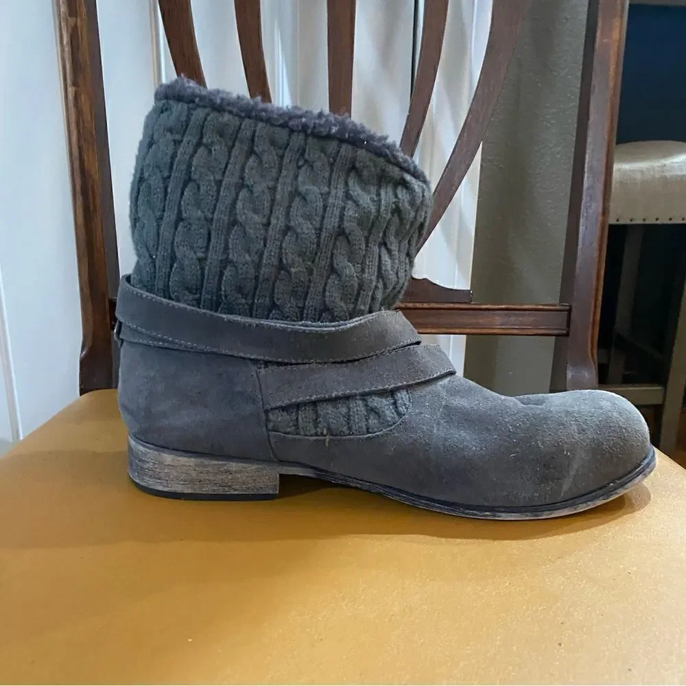 Bearpaw Shania Grey Suede Boots Shearling Lining